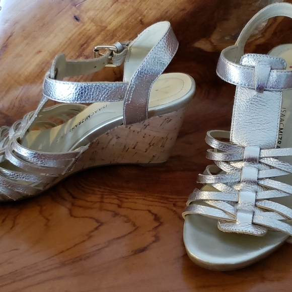 Isaac Mizrahi wedge sandals - Picture 4 of 4